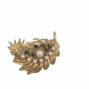 Vintage 1950s Gerry's Brooch Emerald‎ and Pearl